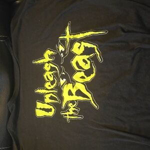 Unofficial monster energy tshirt -size xl